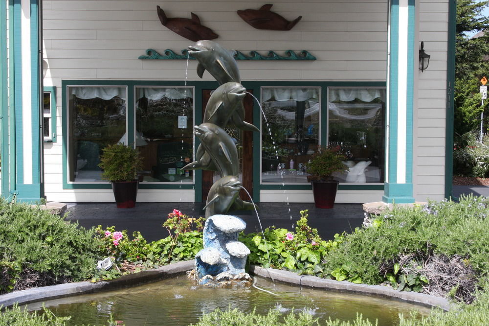 פורט בראג Emerald Dolphin Inn & Mini Golf מראה חיצוני תמונה